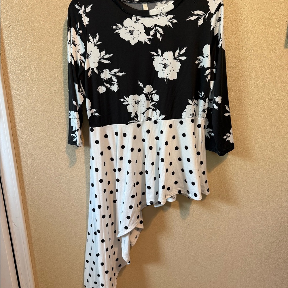 Black and White Floral Polka Dot top